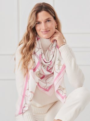 The Magic Scarf in Neo Sinclair Border