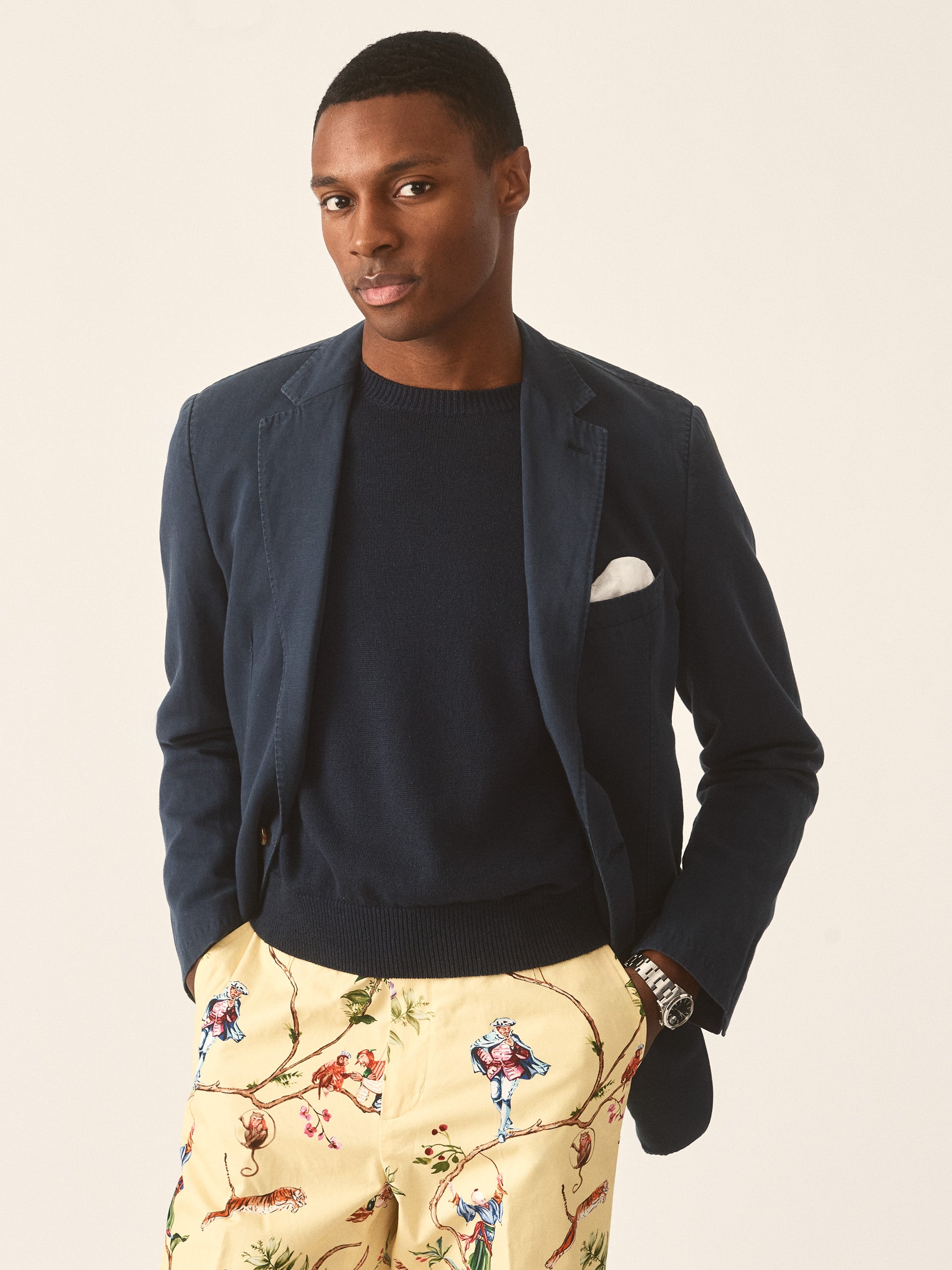 oxford_0224976259_garden_spectacle_yellow_multi_rodrick_0197961022_navy_043-1